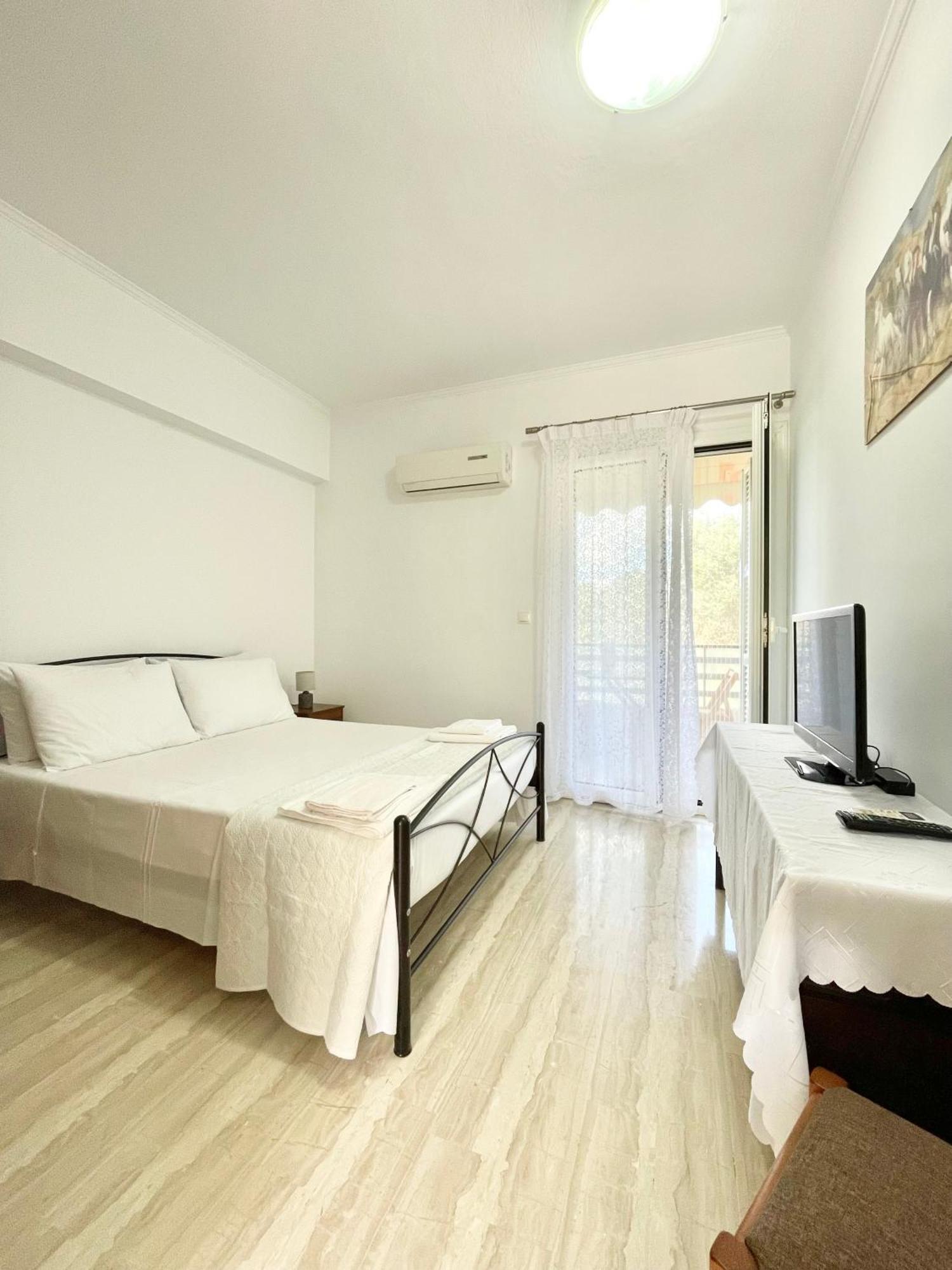 Maria'S House Apartment Perama  Ngoại thất bức ảnh